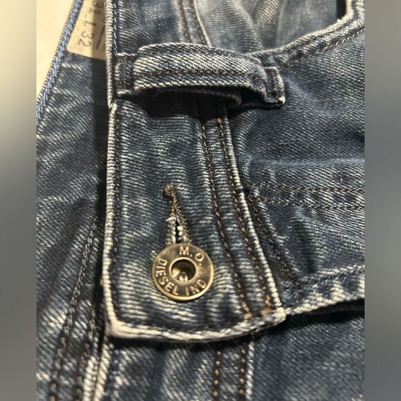 Diesel Jeans Larkee 31x32 Blue Denim Regular Fit Straight Leg Mens Jeans - Picture 10 of 16